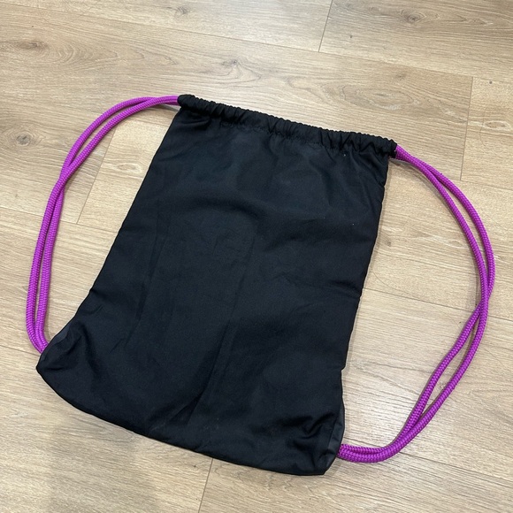 Adidas string bag backpack - Picture 2 of 8